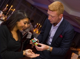 Rubiks-Cube-Magician